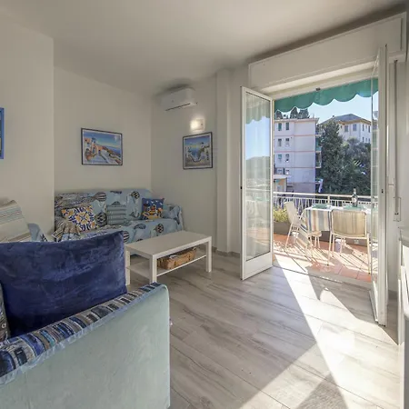 Lägenhet Casa Pioppi Comfort E Bella Vista Rapallo